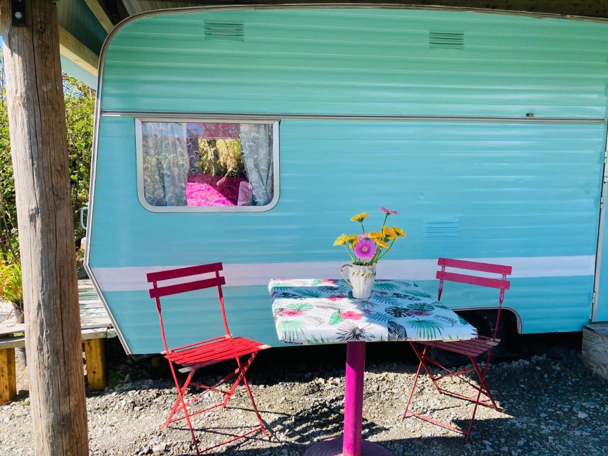 فندق Retro Caravans At Valentia Island Escape Chapeltown المظهر الخارجي الصورة