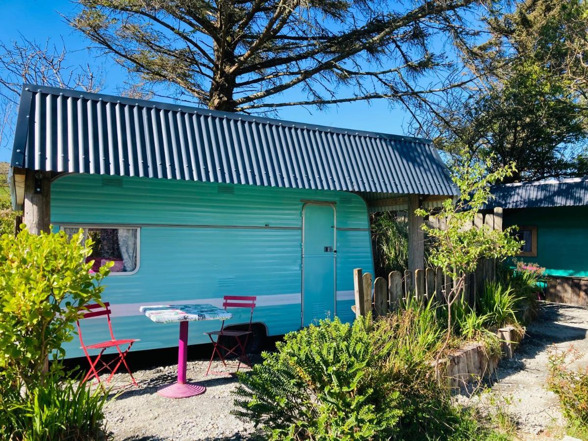 فندق Retro Caravans At Valentia Island Escape Chapeltown المظهر الخارجي الصورة